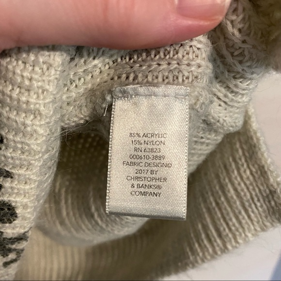 CHRISTOPHER & BANKS long sleeve sweater with grey flowers sz M - Picture 4 of 6